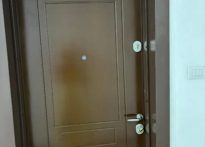 Gloria Prestige アパート ティラナ